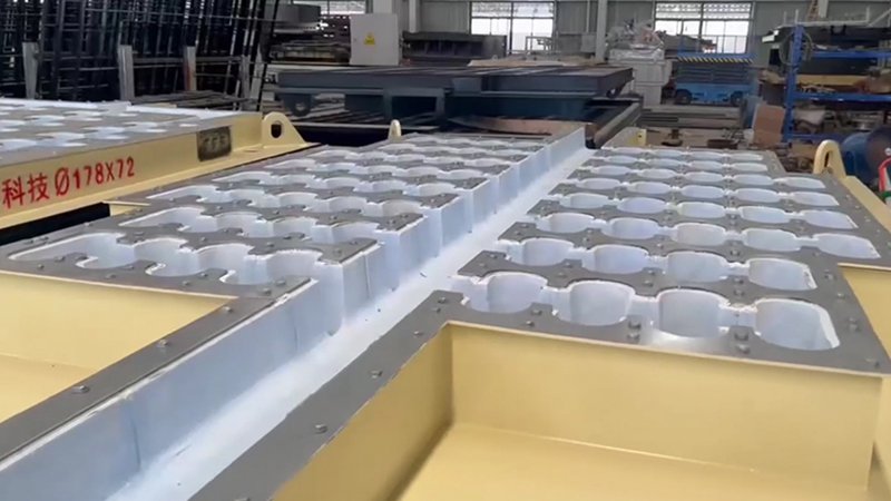 Mesa de colada de tochos de aluminio con sistema