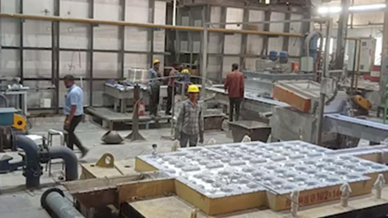 Proyecto de línea de colada de tochos de aluminio con capacidad de 20 toneladas en India