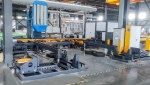 Sierra circular automática para tochos de aluminio