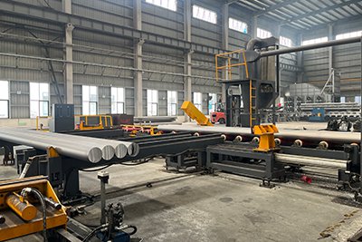 Equipo de corte de tochos de aluminio