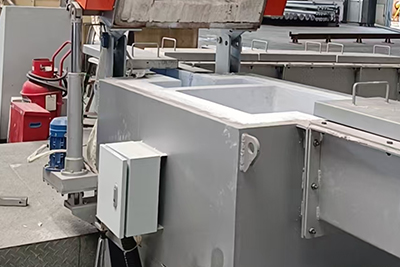 Caja portafiltro con calentamiento eléctrico para aluminio fundido